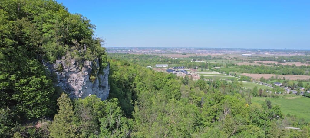 View of the niagara escarpment from Rattlesnake Point